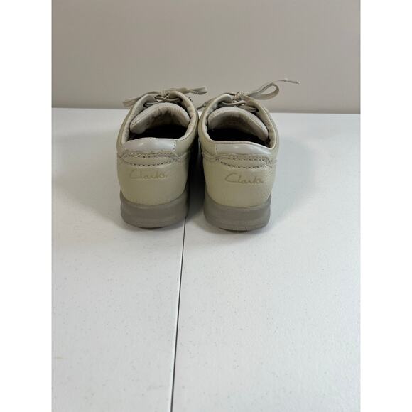 Clarks PACER off white leather walking shoes women’s size 8.5 comfortable - Picture 4 of 8